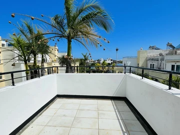 3 Bedroom Townhouse, Duplex