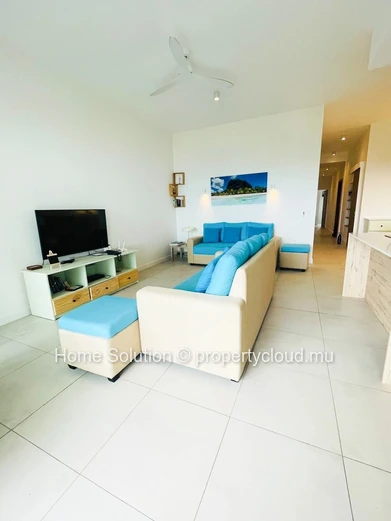 "PET-FRIENDLY" Beachfront Apartment
