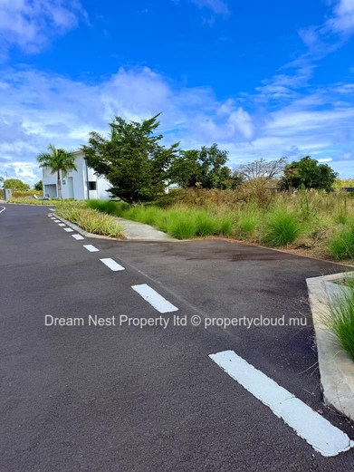 Exceptional Corner Plot for Sale in Bois Des Champs – Mont Choisy Smart City