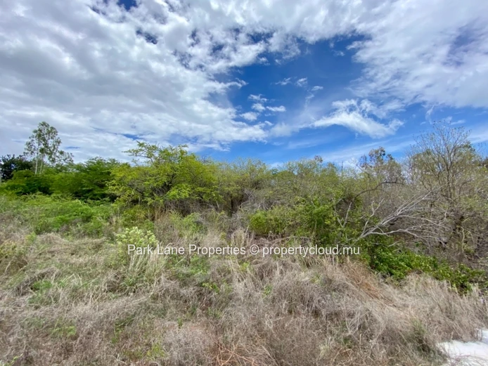 Terrains à vendre en propriété sécurisée