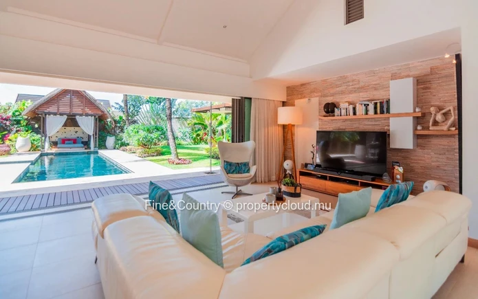 For Sale: Stunning Home in Clos du Littoral
