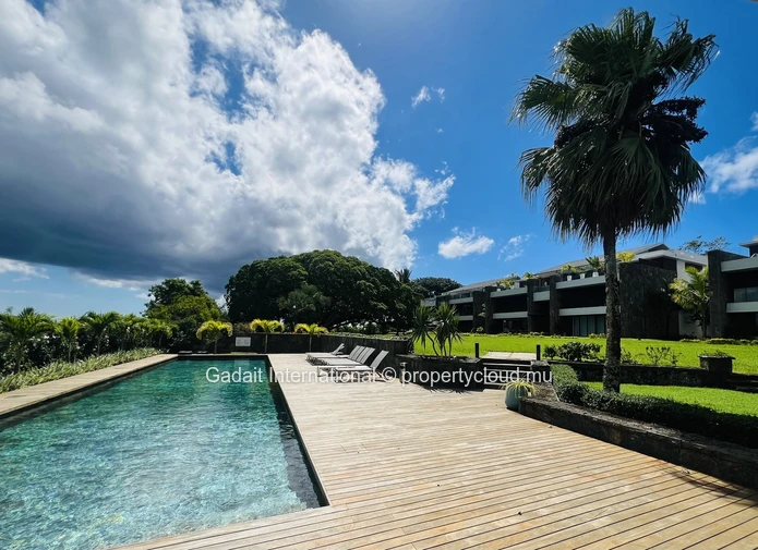 Luxury Apartment for Rent in Belle Vue Harel, Mauritius – Secure Residence with Swimming Pool and Mountain Views