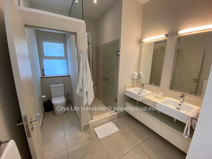 Seaside Living in Grand Baie – Elegant 3-Bedroom Apartment
