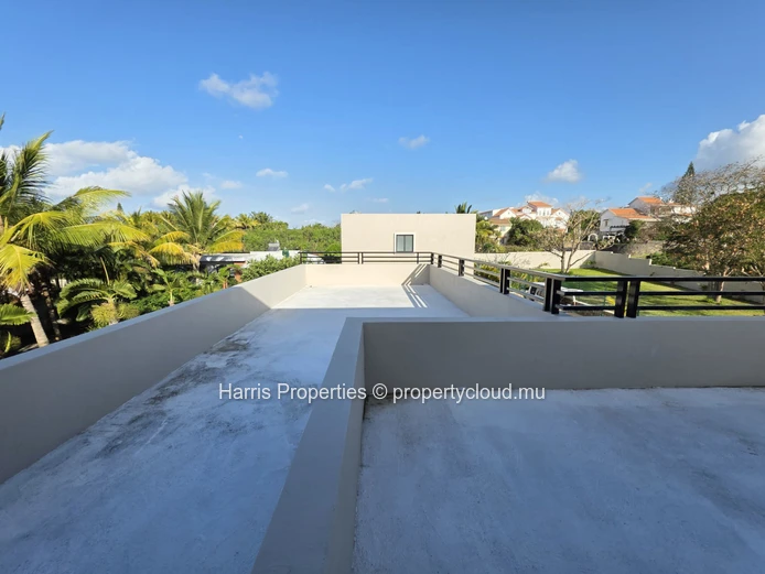 Individual villa for rent in the prestigious area of Calodyne