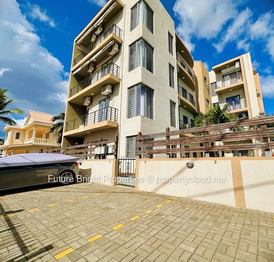 Live the Summer Dream – Beautiful Apartment for Rent in Flic en Flac
