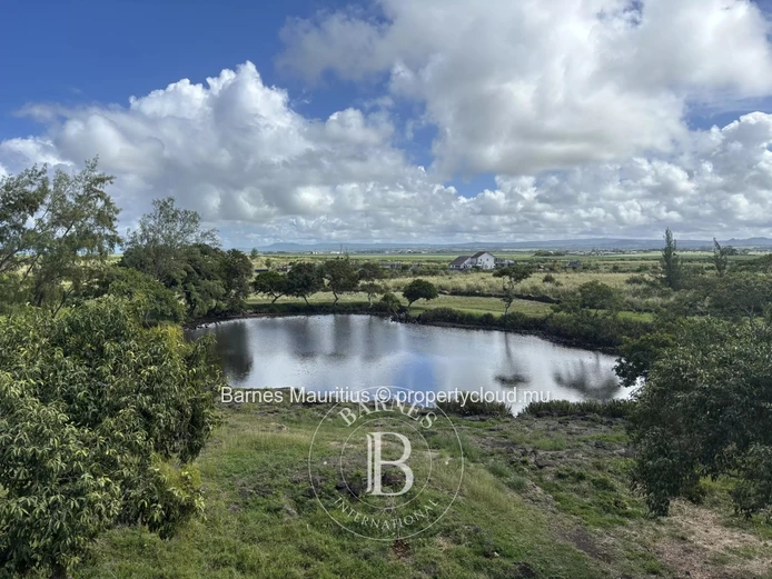 POINTE D'ESNY – Luxury Penthouse Overlooking Nature with Jacuzzi – 3 Bedrooms