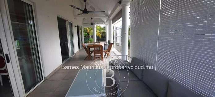 Pointe aux Cannoniers - Villa with Direct Access to the Beach - 2 Bedrooms