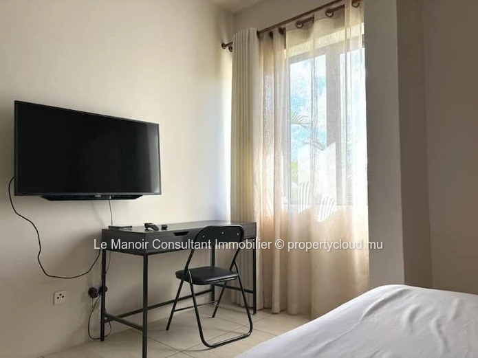 Modern 3-bedroom ground-floor apartment, fully equipped – Secure residence with swimming pool