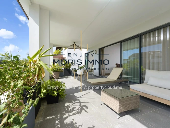 Appartement de prestige 3 chambres à vendre – Trou aux Biches | 180 m² | Accès plage à pied | Piscine lagon