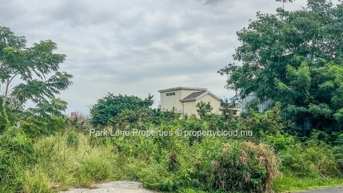 Rare plot of land of 754 m² in Soreze – Perfect for homeowners and investors