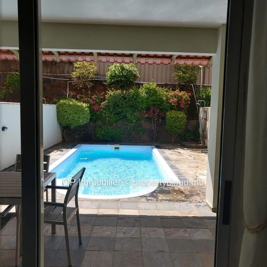 3-Bedroom RES Townhouse with Private Pool in Pointe aux Piments