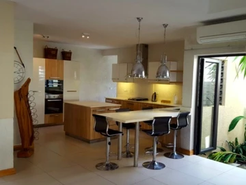 4 Bedroom Villa