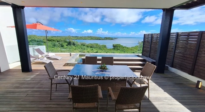 Vue Océan à 180° – Penthouse 3 ch en suite Meublé avec Piscine Privée à St. Antoine