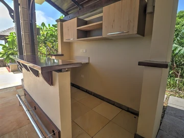 Spectacular colonial-style 4-bed villa 