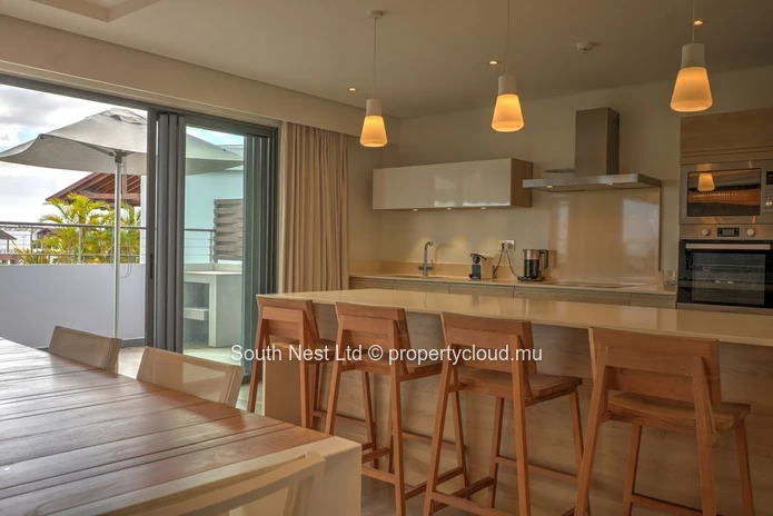 Art de Vivre d'Exception à Mont Choisy – Superbe Penthouse Meublé de 3 Chambres