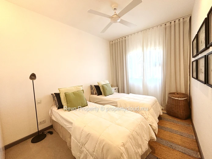 Seafront Ground Floor Apartment : St Antoine Residences