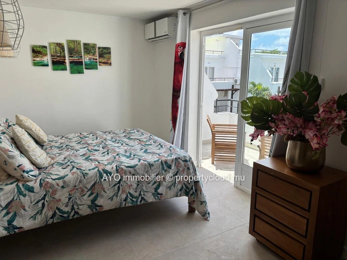 Appartement de 3 chambres dans une petite résidence avec une piscine commune -prox plage de Trou aux Biches