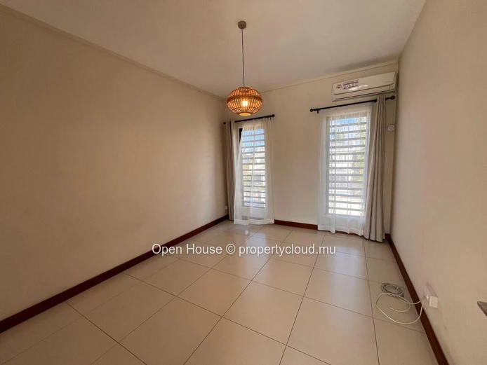 Architect-designed villa in Mon Choisy, featuring 4 bedrooms, 3 bathrooms, 1 office, and a swimming pool.