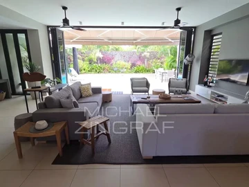 4 Bedroom Villa