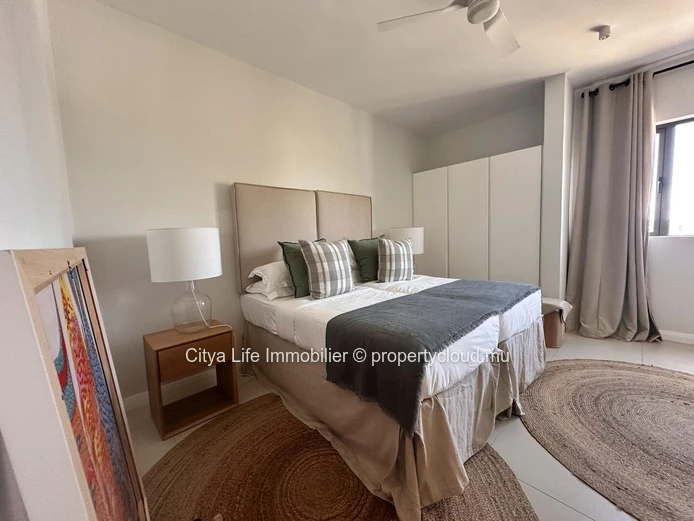 Penthouse PDS à vendre à Grand Baie, 401m², 3 chambres, piscine privée, Prix $.