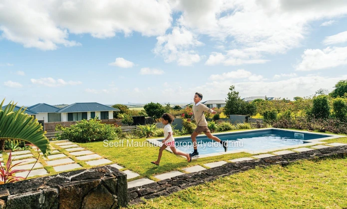 Domaine Résidentiel de Mont Piton : Un Horizon Pur