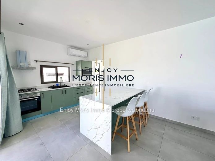 Modern 3-bedroom villa with pool in Grand Baie