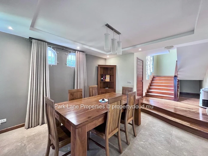 Maison contemporaine à vendre à Floréal – Emplacement d’exception