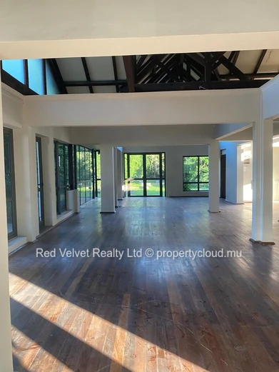 Two Commercial Buildings for Rent in Quatre Bornes | Flexible Corporate Space