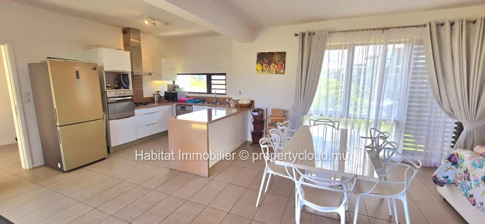 Splendide penthouse de 229 m², meublé et équipé, situé dans le domaine exclusif d'Azuri