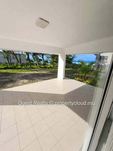 Poste Lafayette- Villa en bord de mer avec studio indépendant et vaste terrain