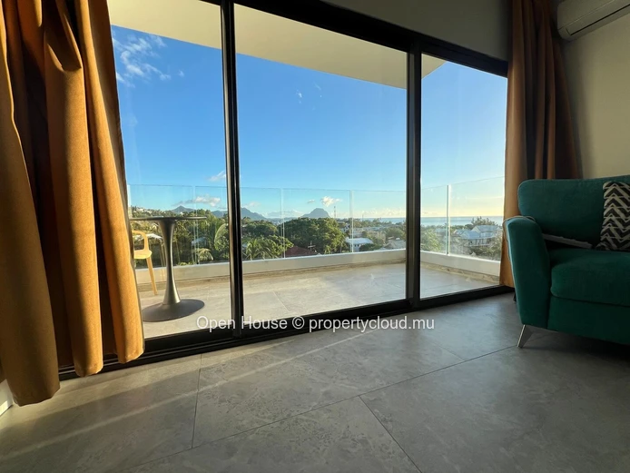 Luxury 3-Bedroom Penthouse with Private Pool in Tamarin (Sole Mandate)