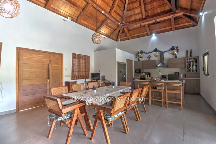Elegant balinese-style villa on 675m² land