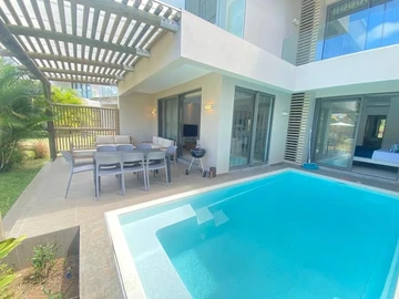 4 Bedroom Townhouse, Duplex