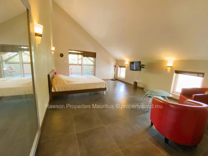 Penthouse Accessible To Foreigners