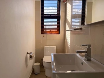 4 Bedroom Apartment