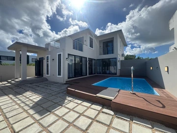 4 Bedroom Villa