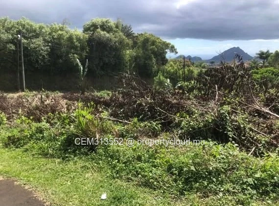 44,99 Perches Terrain Résidentiel à Vendre – Route Trou aux Cerfs, Curepipe