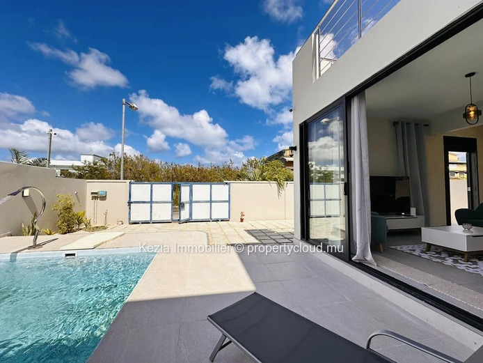| A CONTEMPORARY VILLA NEAR THE BEACH | This exceptional contemporary villa is ideally located just a short distance ...