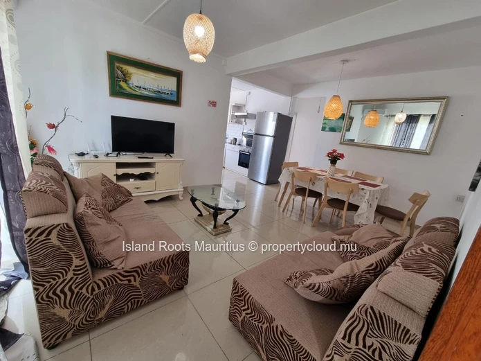 3-bedroom apartment, 5 minutes walk from Flic en Flac beach