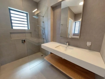 Appartement de 4 Chambres