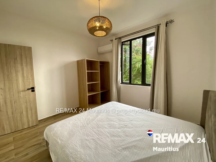 Brand-New Apartment with Views of Greenery