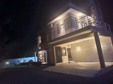 4 Bedroom Villa