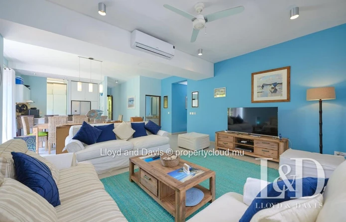 Bel appartement à une minute à pied de la plage