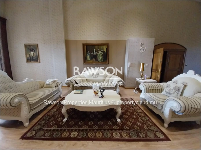 Penthouse de 4 chambres à vendre à Curepipe