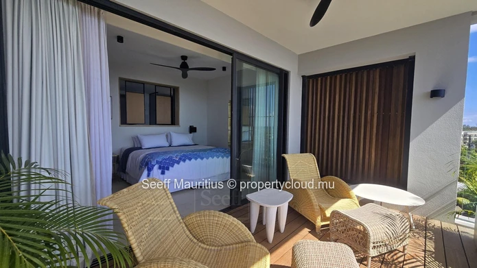 Magnifique penthouse en duplex avec vue panoramique sur l'océan – 3 chambres + bureau – Pointe aux Canonniers