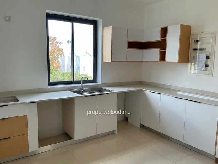 For sale – Brand new 2-bedroom apartment in a secure residence with swimming pool in Grand Baie, Mauritius