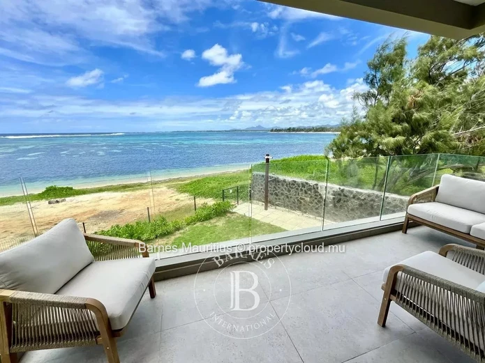 POST LAFAYETTE - First Floor Apartment with Sea Views - 3 Bedrooms