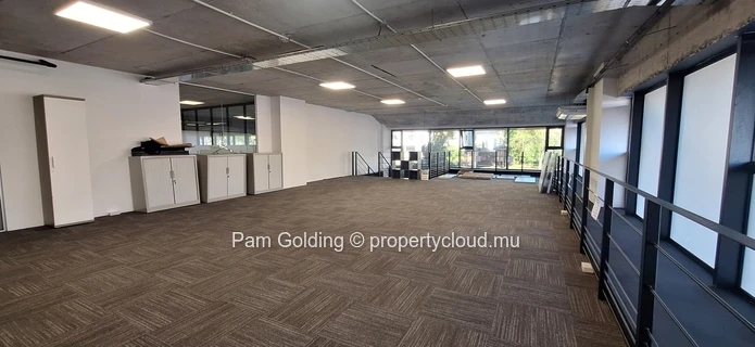 Bureaux d’exception à louer – IconEbene, Lot 441