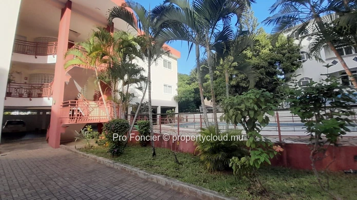Appartement à louer à Flic-en-Flac - Face à la plage publique
