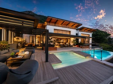 5 Bedroom Villa
